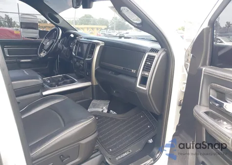 2018 Ram 2500 Limited 4X4 6'4 Box из США, поврежденный, VIN 3C6UR5GL3JG281526